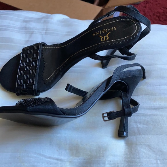 Heels - Picture 2 of 2